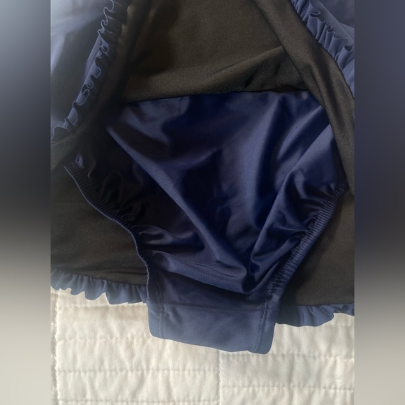 Shore Shapes One Piece Skirted Swimsuit Sz 8 Navy Blue Tummy Control Technology - Picture 7 of 15